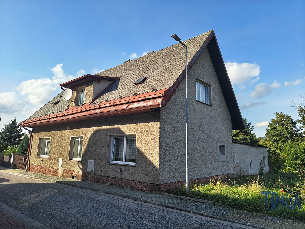 Prodej rodinného domu 120 m², pozemek 1006 m² – fotografie 3