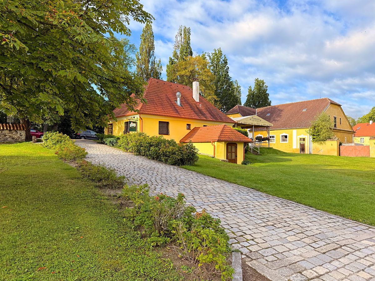 Prodej restaurace 176 m² – fotografie 2