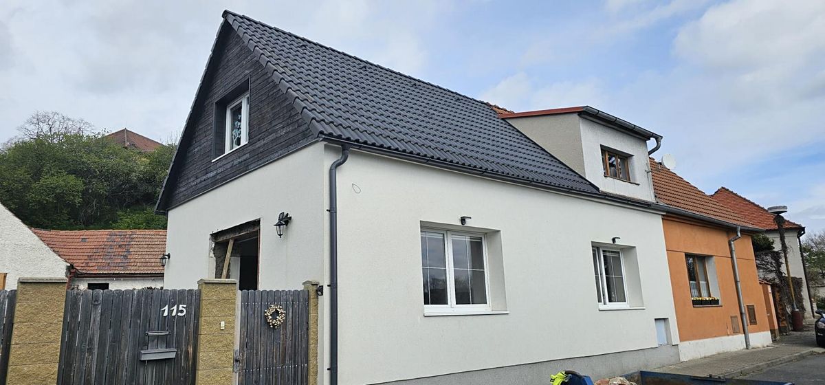 Pronájem rodinného domu 434 m², pozemek 434 m²