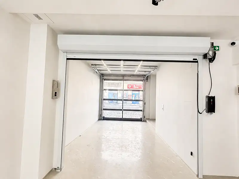 Pronájem garážového stání 13 m², Praha – náhled fotky 2