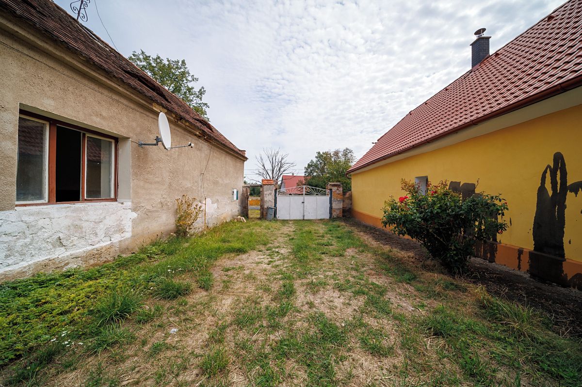Prodej rodinného domu 110 m², pozemek 1987 m² – fotografie 5