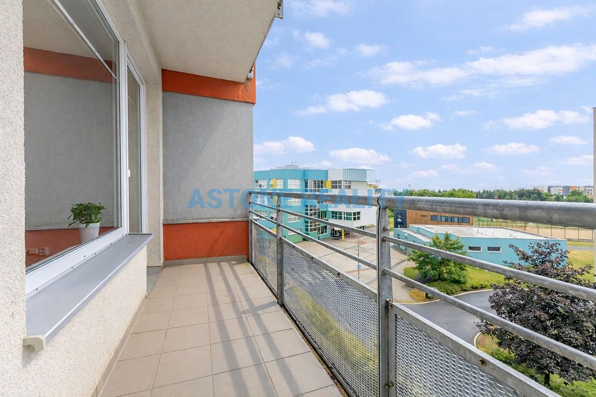 Pronájem bytu 1+kk 42 m² – fotografie 2
