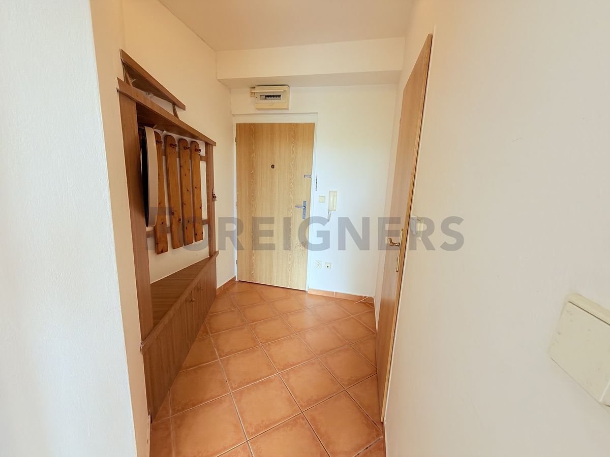 Pronájem bytu 2+kk 45 m² – fotografie 2