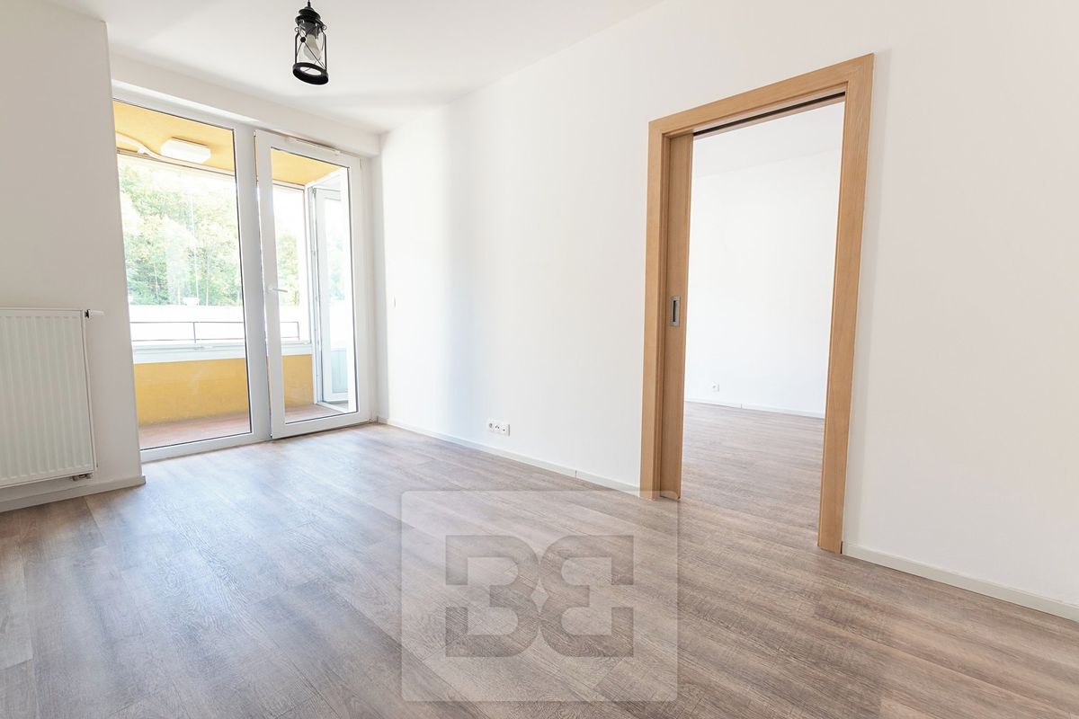 Pronájem bytu 2+kk 43 m² – fotografie 5