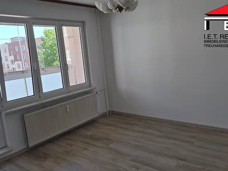 Prodej bytu 4+1 80 m², Ostrava – náhled fotky 3