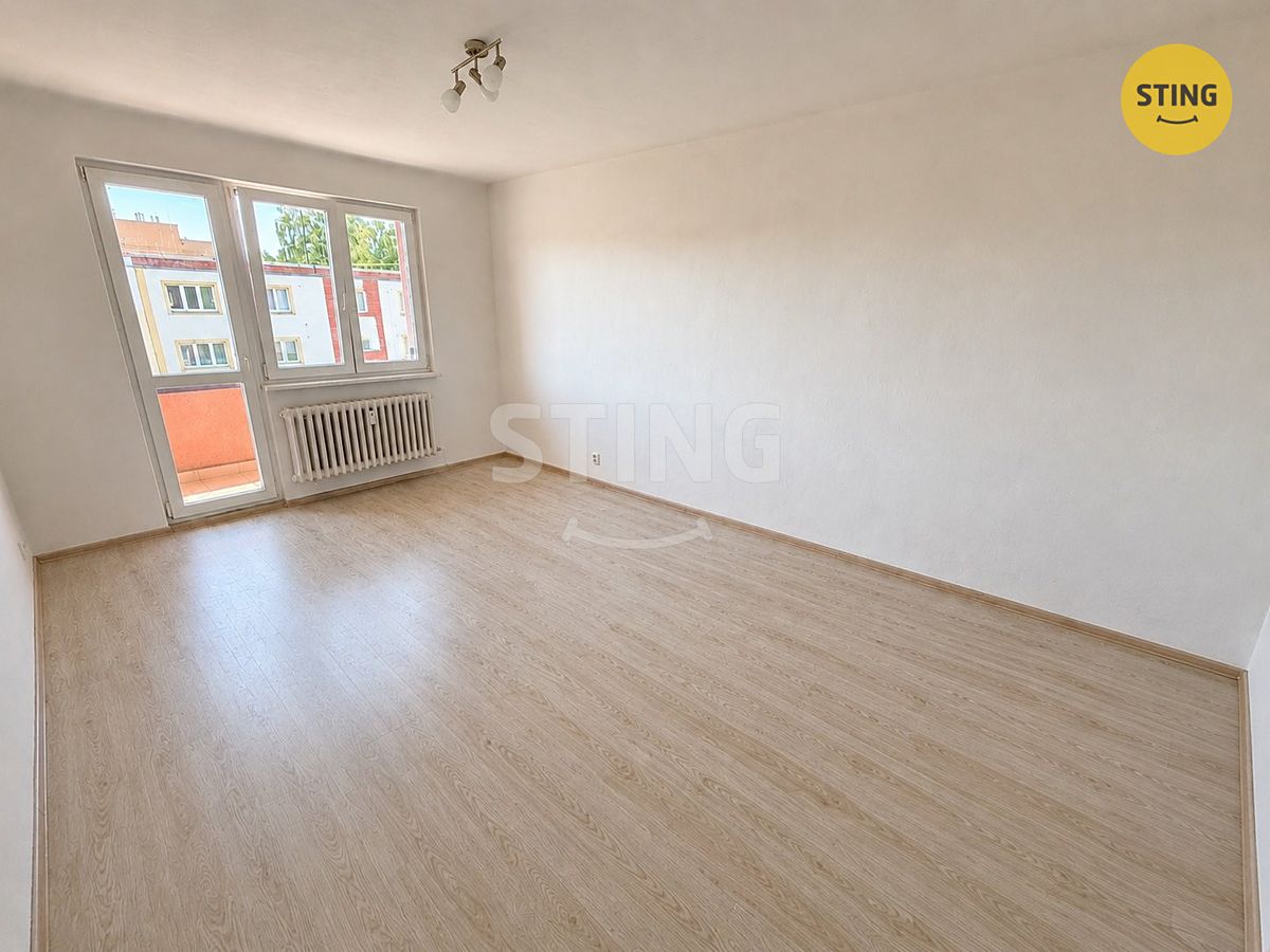 Pronájem bytu 3+1 68 m² – fotografie 3
