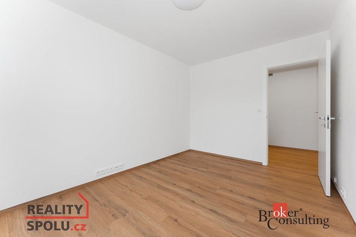 Pronájem bytu 4+kk 149 m² – fotografie 5