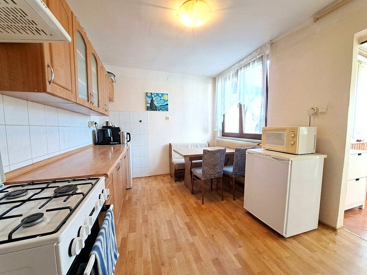 Prodej rodinného domu 80 m², pozemek 172 m² – fotografie 3