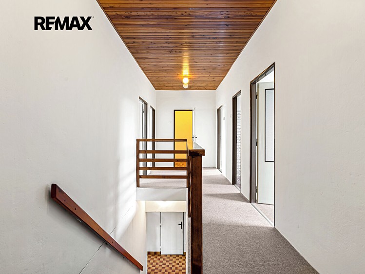 Prodej domu, 220 m² (32 z 38)