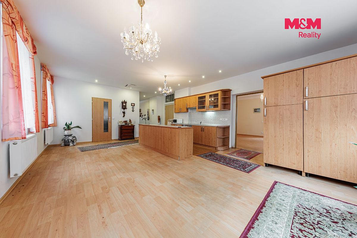 Prodej činžovního domu 565 m² – fotografie 3