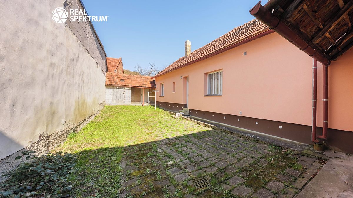 Prodej rodinného domu 120 m², pozemek 1255 m² – fotografie 4