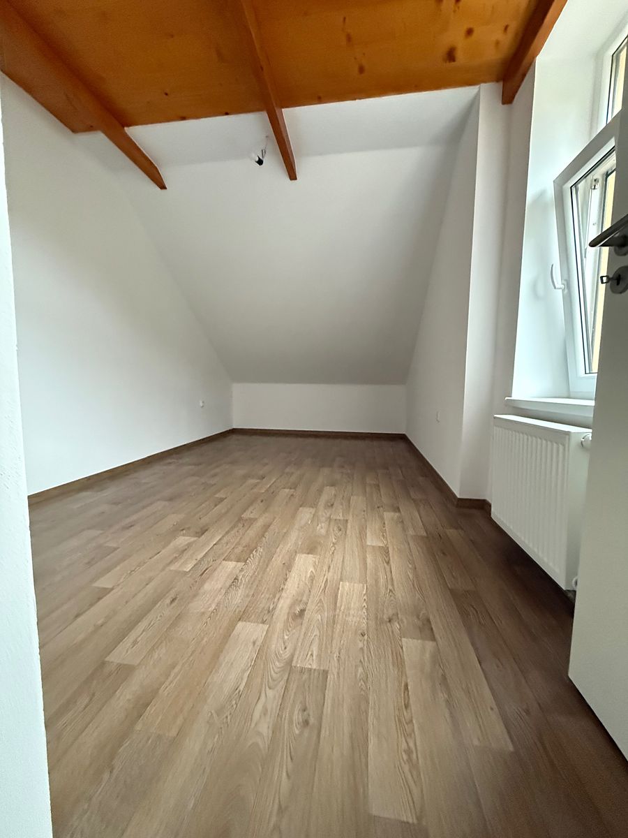 Pronájem bytu 2+kk 56 m² – fotografie 3