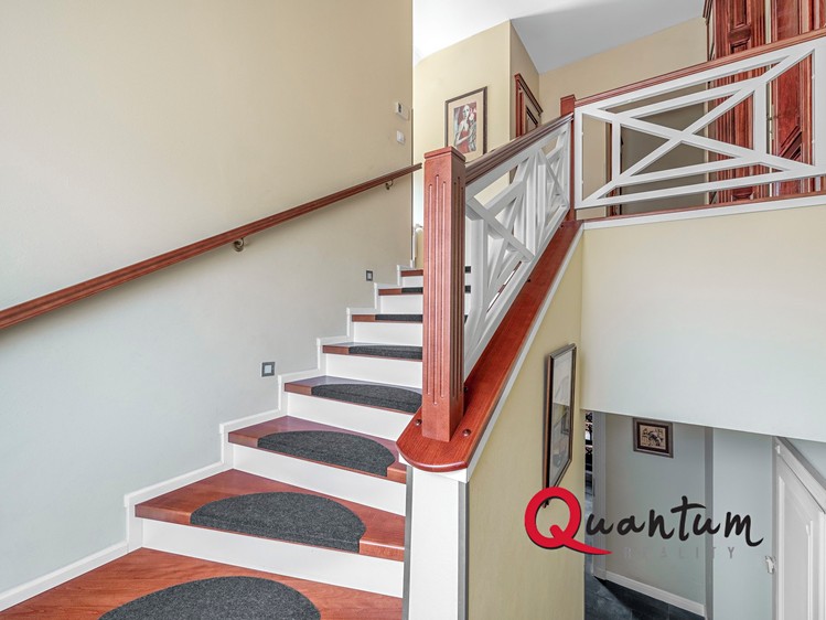 Prodej domu, 279 m² (18 z 46)