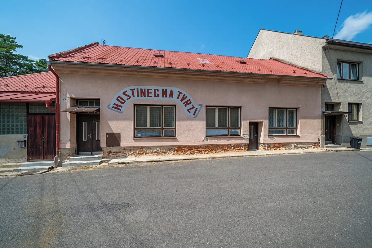 Prodej obchodního prostoru 214 m²