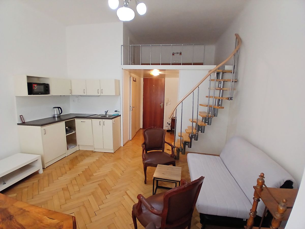 Pronájem bytu 1+kk 30 m² – fotografie 2