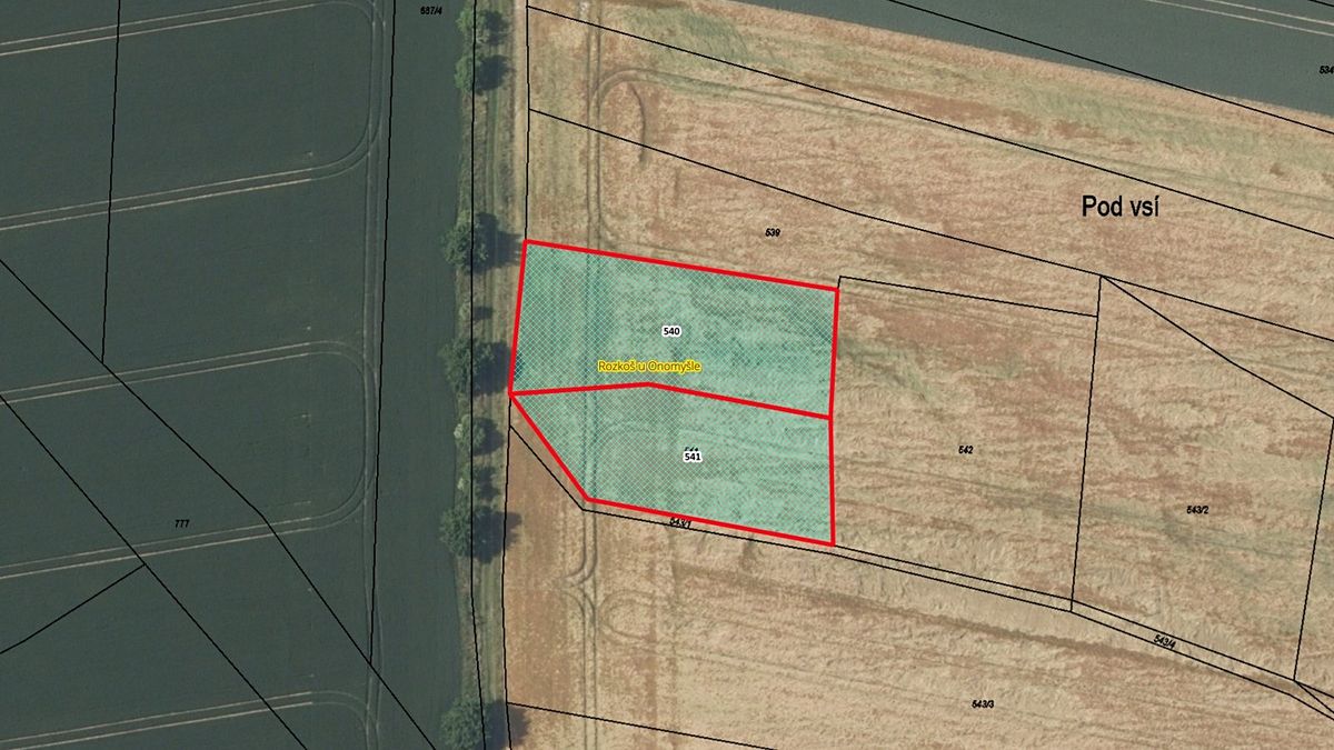 Prodej pole 3302 m²