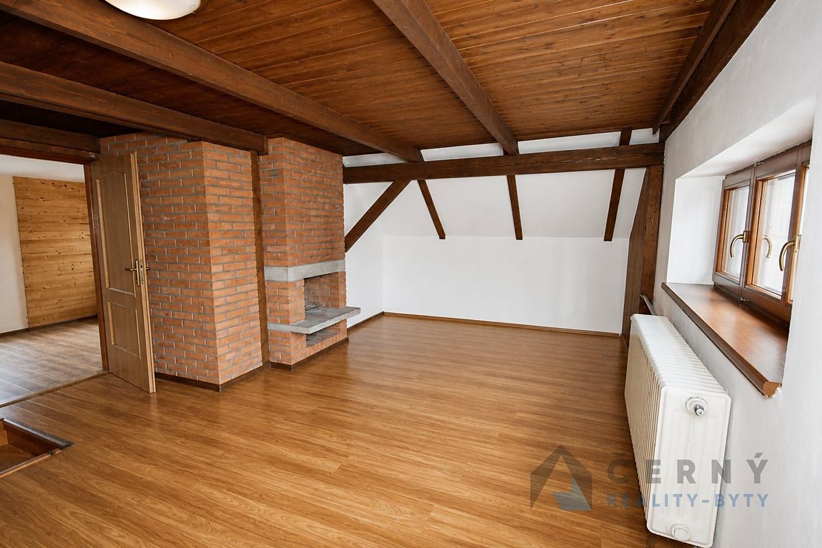 Pronájem bytu 4+1 100 m² – fotografie 4