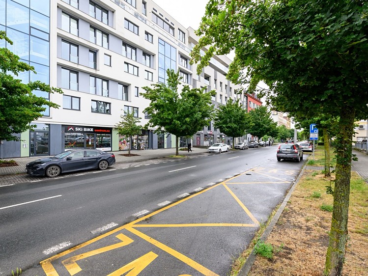 Gewerbefläche zur Miete, 147 m² (2 von 14)