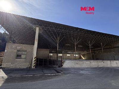 Pronájem komerčního pozemku 323 m²