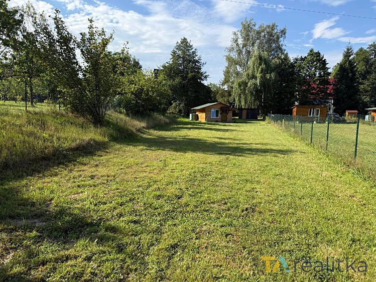 Prodej pozemku, 1 037 m² (4 z 11)