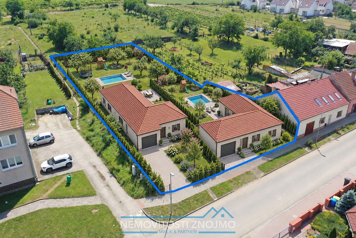 Prodej stavebního pozemku 1670 m², Pavlov – fotka 1 z 3