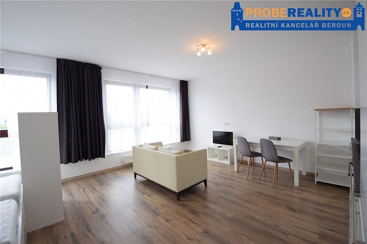 Pronájem bytu 1+kk 42 m² – fotografie 4