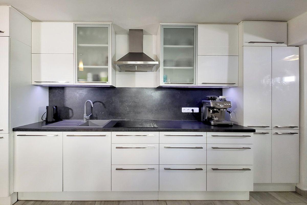 Prodej rodinného domu 160 m², pozemek 218 m² – fotografie 3