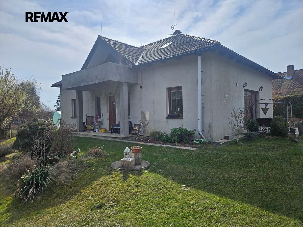 Prodej rodinného domu 229 m², pozemek 453 m²