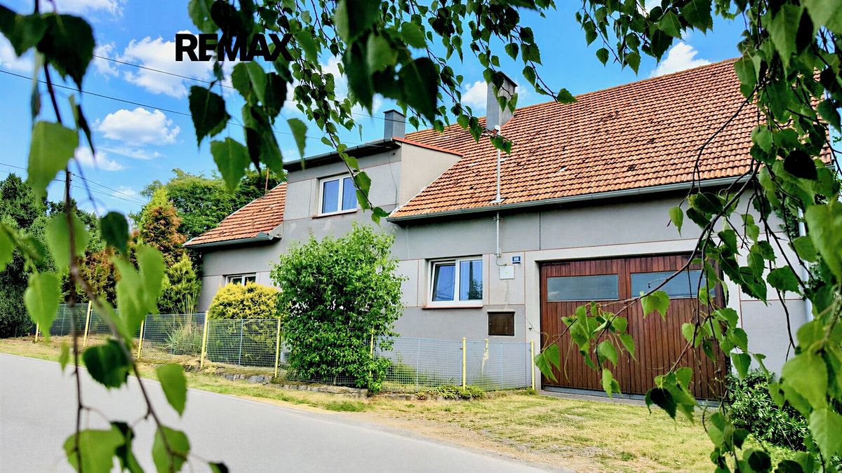 Prodej rodinného domu 180 m², pozemek 780 m²