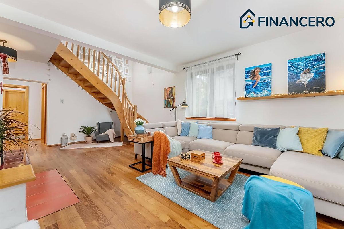 Prodej rodinného domu 169 m², pozemek 711 m² – fotografie 2