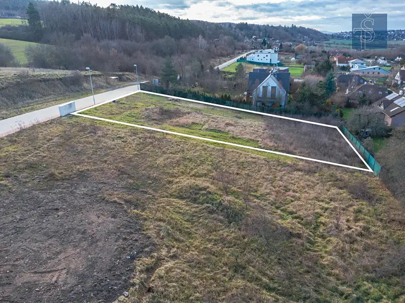 Prodej stavebního pozemku 1316 m², Praha – náhled fotky 3