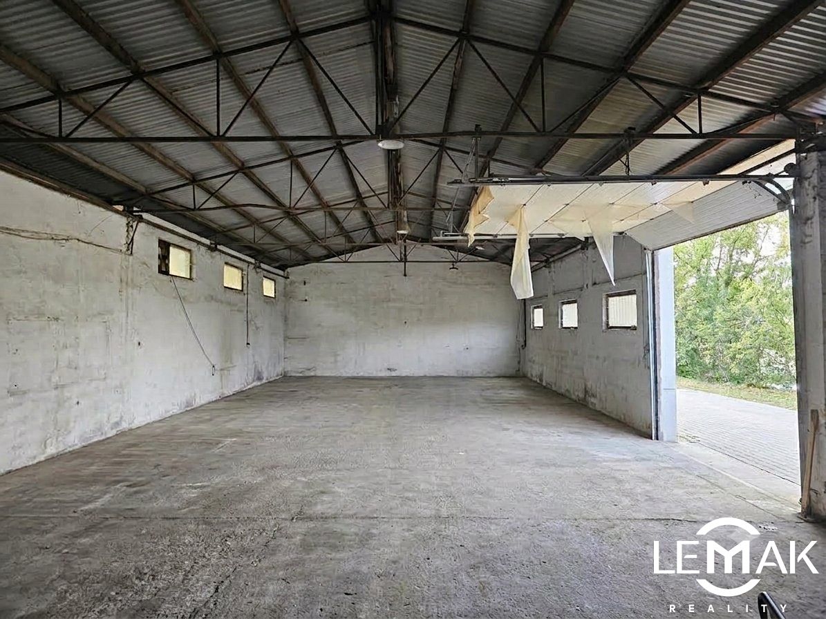 Prodej výrobní haly, prostoru 160 m² – fotografie 2