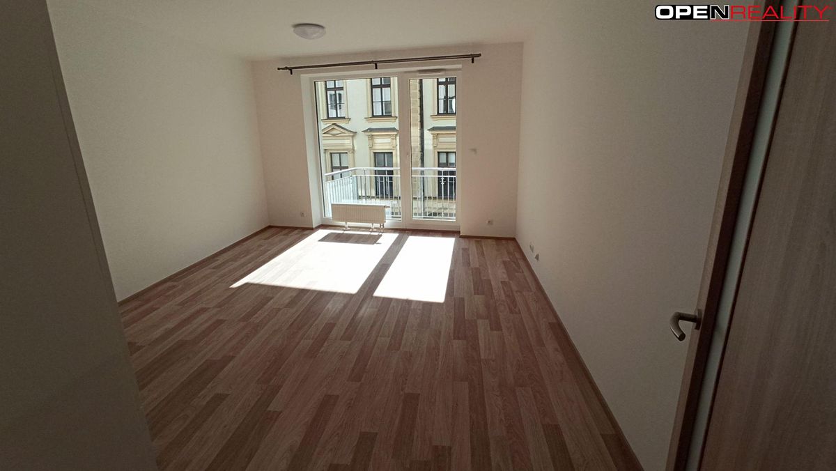 Pronájem bytu 2+kk 54 m² – fotografie 2