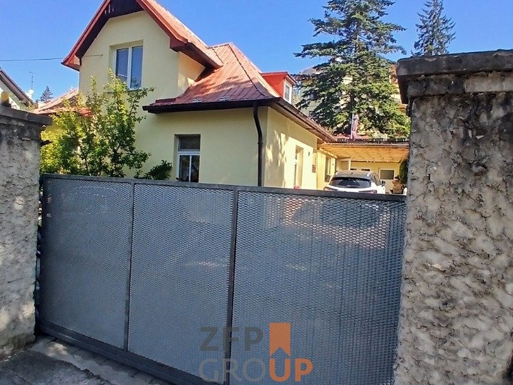 Будинок на продаж, 120 м² (2 з 23)