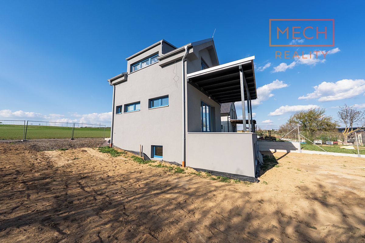 Prodej rodinného domu 100 m², pozemek 564 m² – fotografie 3