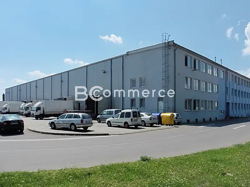 Pronájem skladového prostoru 2304 m², Brno – náhled fotky 2