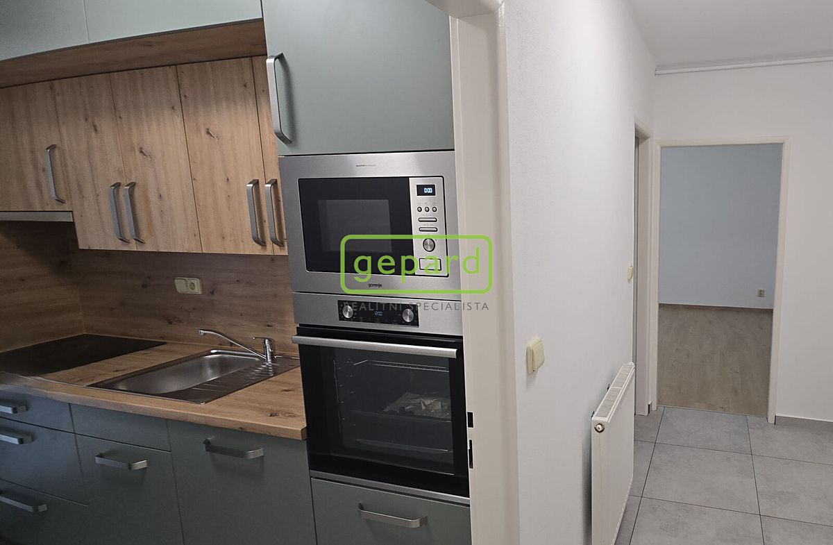Pronájem bytu 2+1 48 m² – fotografie 2