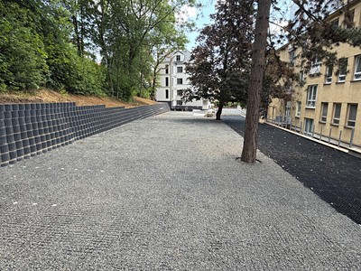 Prodej  komerčního pozemku 2 009 m²