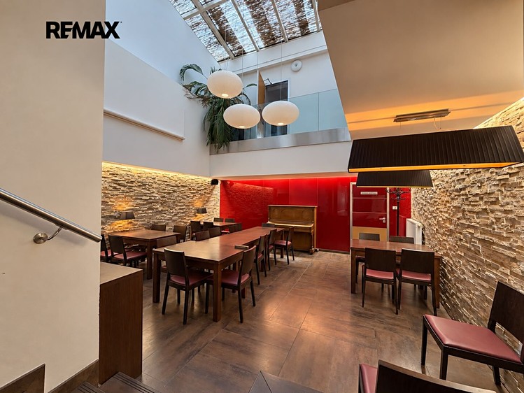 Gewerbefläche zur Miete, 229 m² (2 von 12)