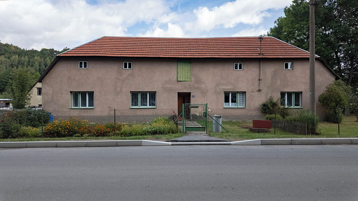Prodej rodinného domu 124 m², pozemek 1355 m²