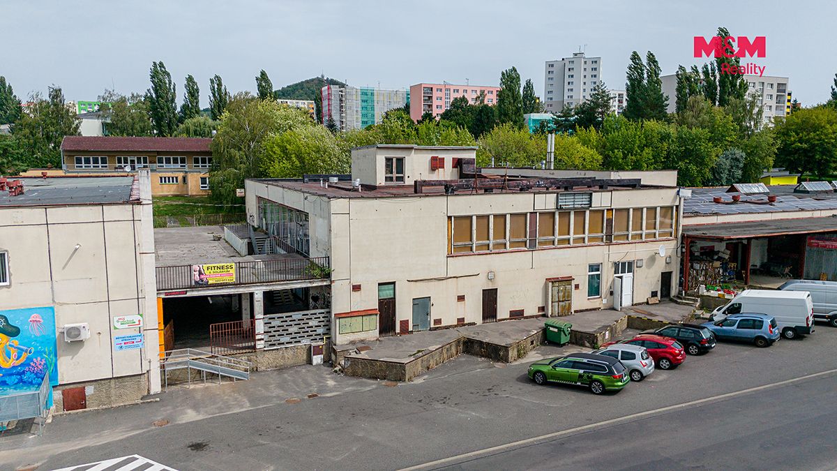 Prodej obchodního prostoru 1600 m² – fotografie 3