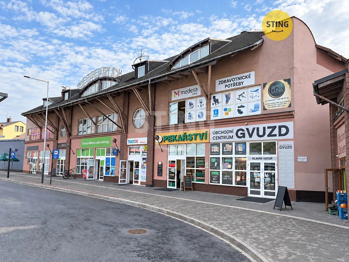 Pronájem komerční nemovitosti 452 m²