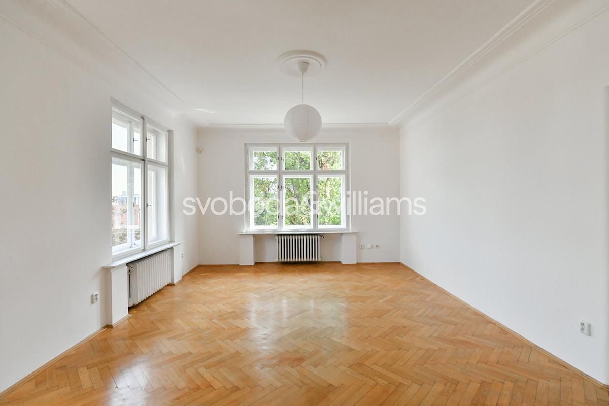 Pronájem bytu 5+1 146 m² – fotografie 4