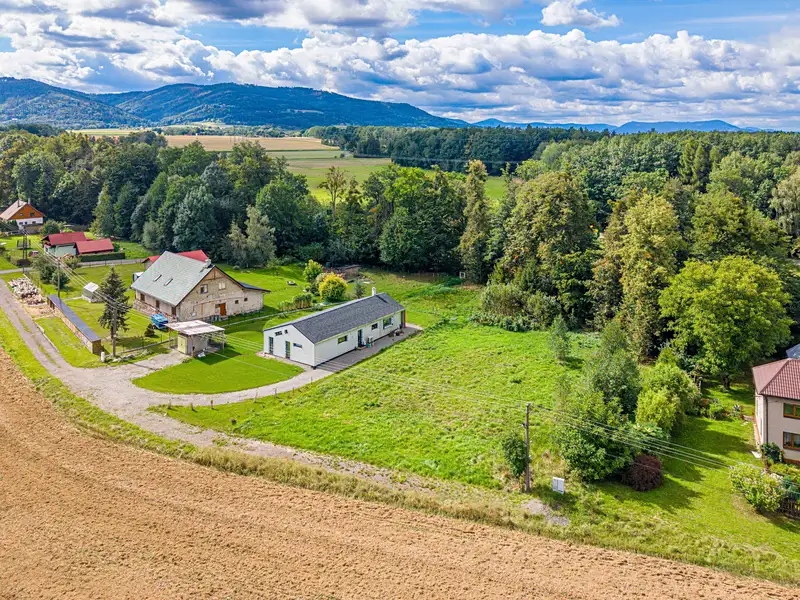 Prodej stavebního pozemku 1706 m², Horní Tošanovice – náhled fotky 1