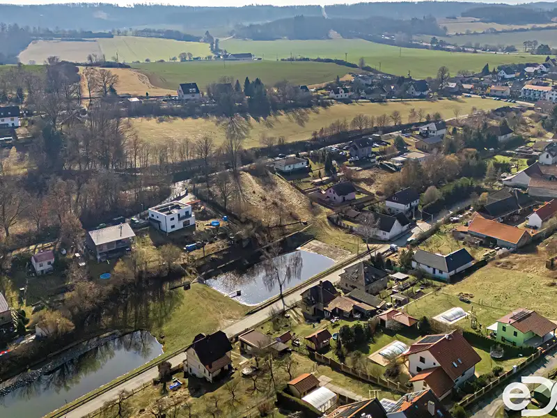 Prodej stavebního pozemku 1370 m², Mrač – náhled fotky 2