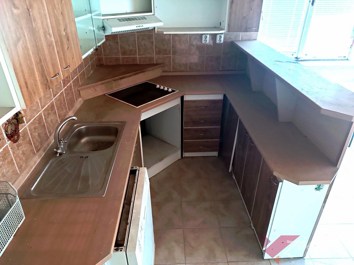 Prodej rodinného domu 120 m², pozemek 489 m² – fotografie 2