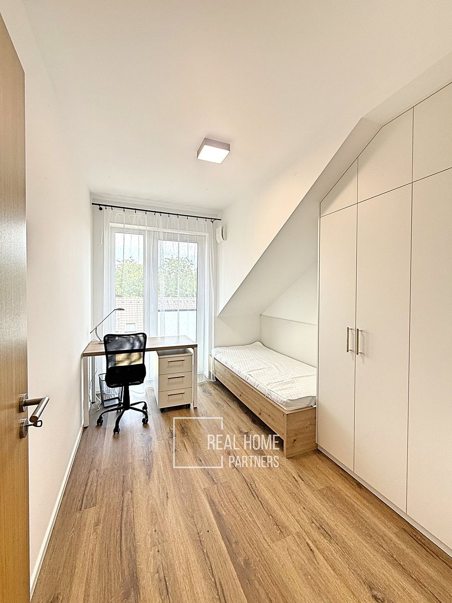 Pronájem bytu 3+kk 67 m² – fotografie 2