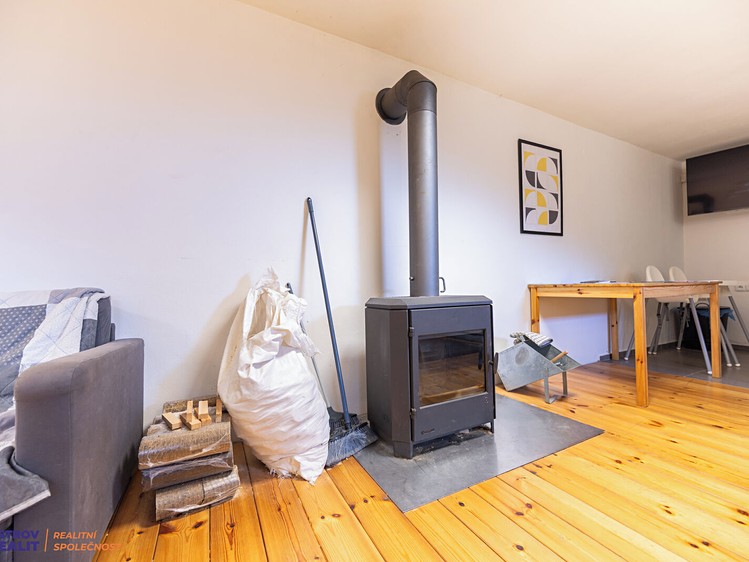 Prodej komerčního prostoru, 450 m² (25 z 35)