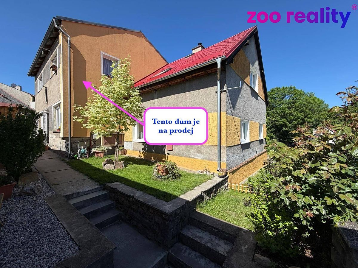 Prodej rodinného domu 230 m², pozemek 527 m² – fotografie 2