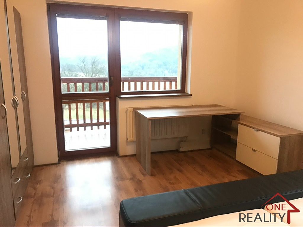 Pronájem bytu 3+kk 68 m² – fotografie 2